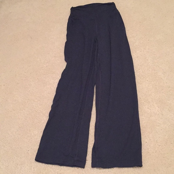 lululemon athletica Pants - High waisted relaxed pant